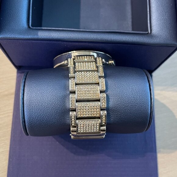 Michael Kors Women's Watch - Picture 8 of 8